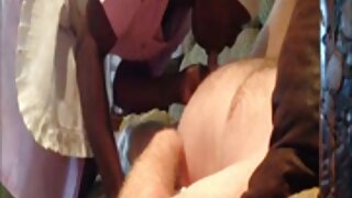 ಬೃಹತ್ ಸ್ತನಗಳನ್ನು ಹೊಂ ...