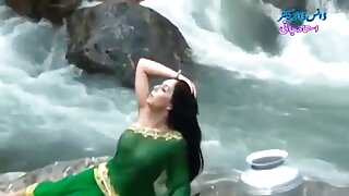 ಹಾರ್ಡ್‌ಕೋರ್ ಗ್ಯಾಂಗ್‌ ...