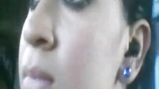 ಕರ್ಲಿ ಕೂದಲಿನ ರೆಡ್‌ಹೆ ...