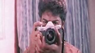 ದೊಡ್ಡ ಸ್ತನಗಳನ್ನು ಹೊಂ ...
